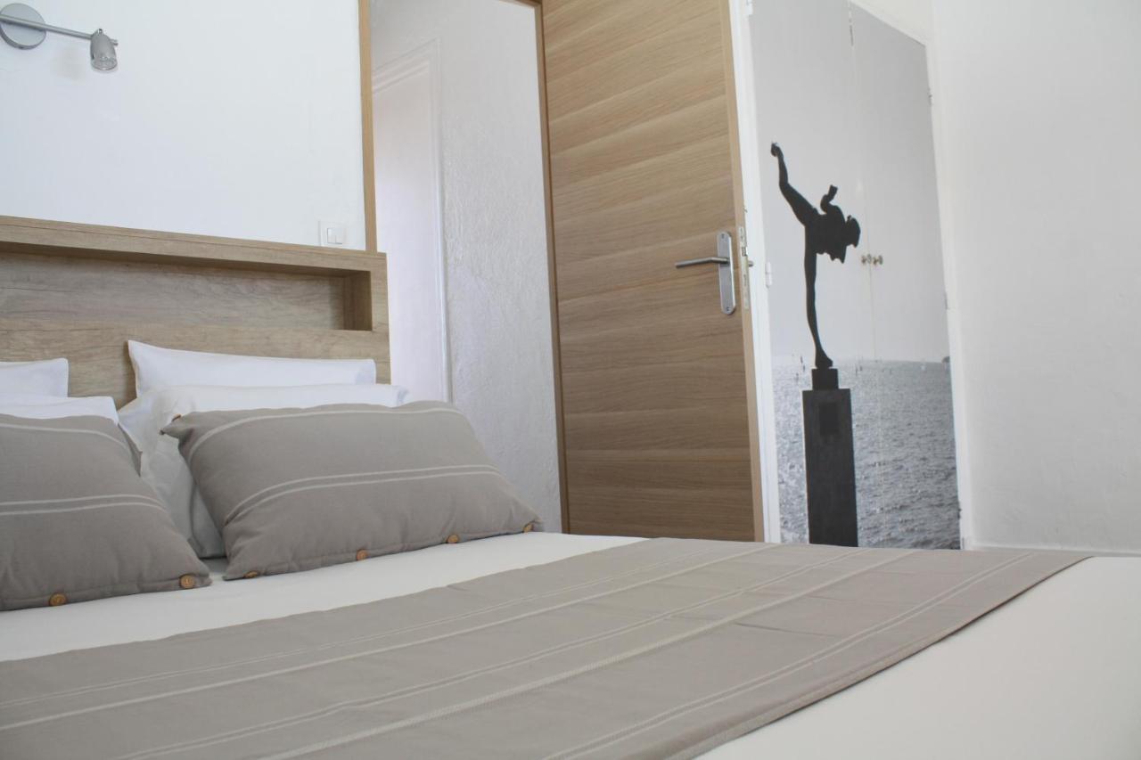 Motel Ascot - Hotel & Appartements Cagnes-sur-Mer Exteriör bild