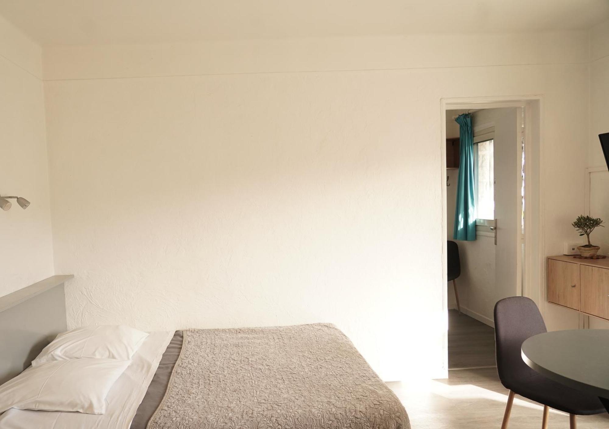 Motel Ascot - Hotel & Appartements Cagnes-sur-Mer Exteriör bild