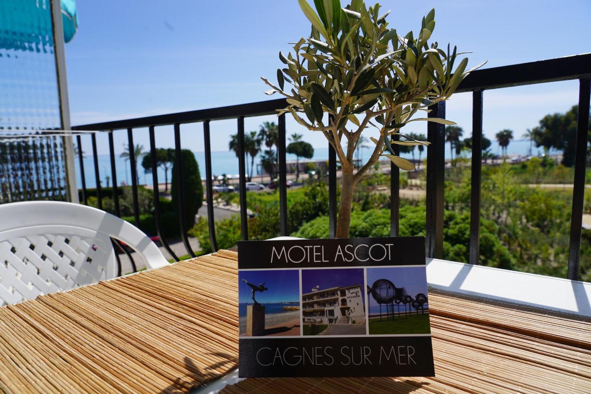 Motel Ascot - Hotel & Appartements Cagnes-sur-Mer Exteriör bild