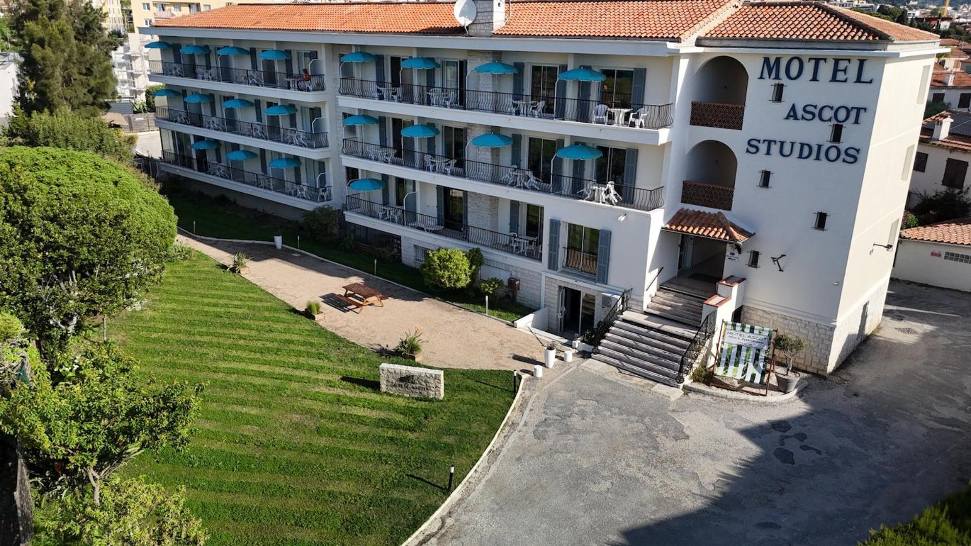 Motel Ascot - Hotel & Appartements Cagnes-sur-Mer Exteriör bild