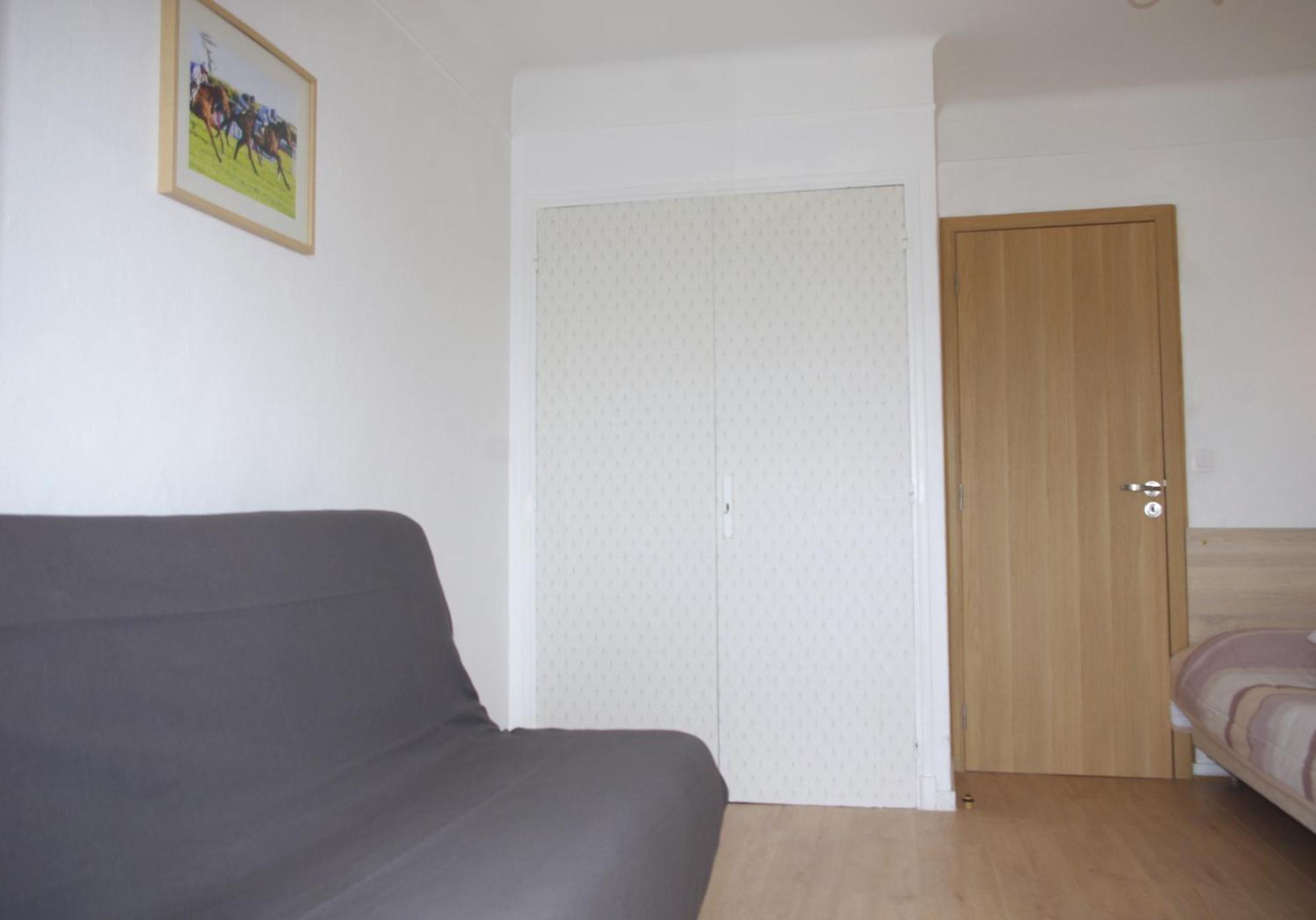 Motel Ascot - Hotel & Appartements Cagnes-sur-Mer Rum bild